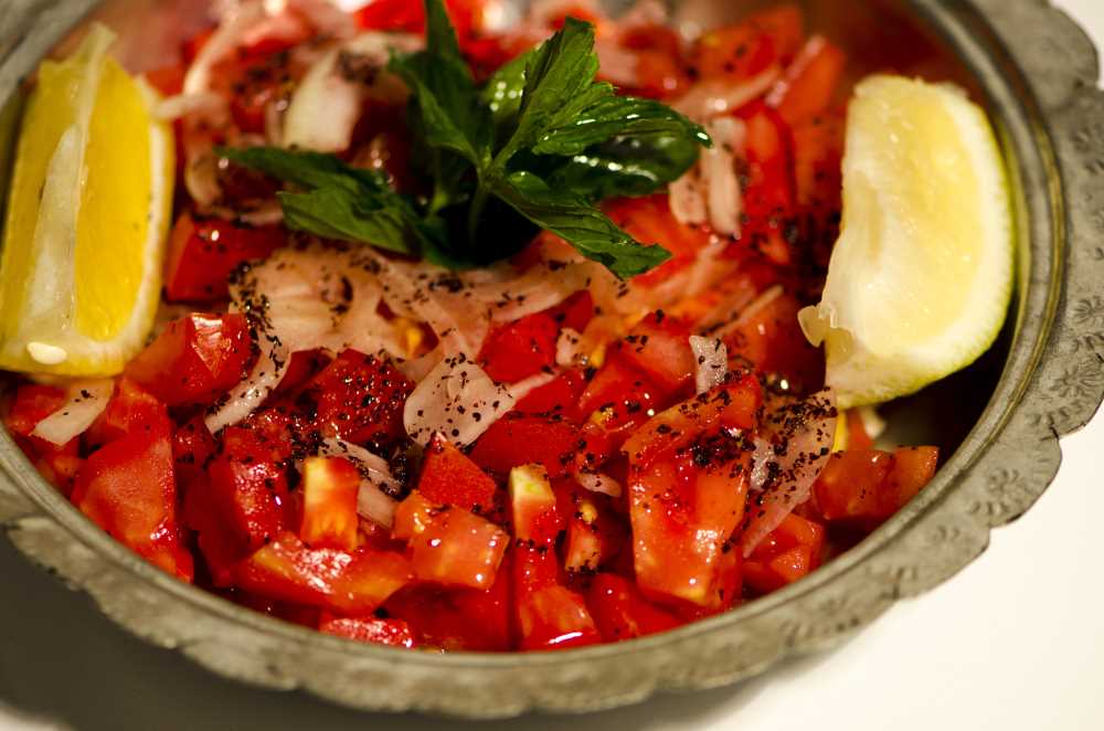 Domates Salatası (Köy Usulü)